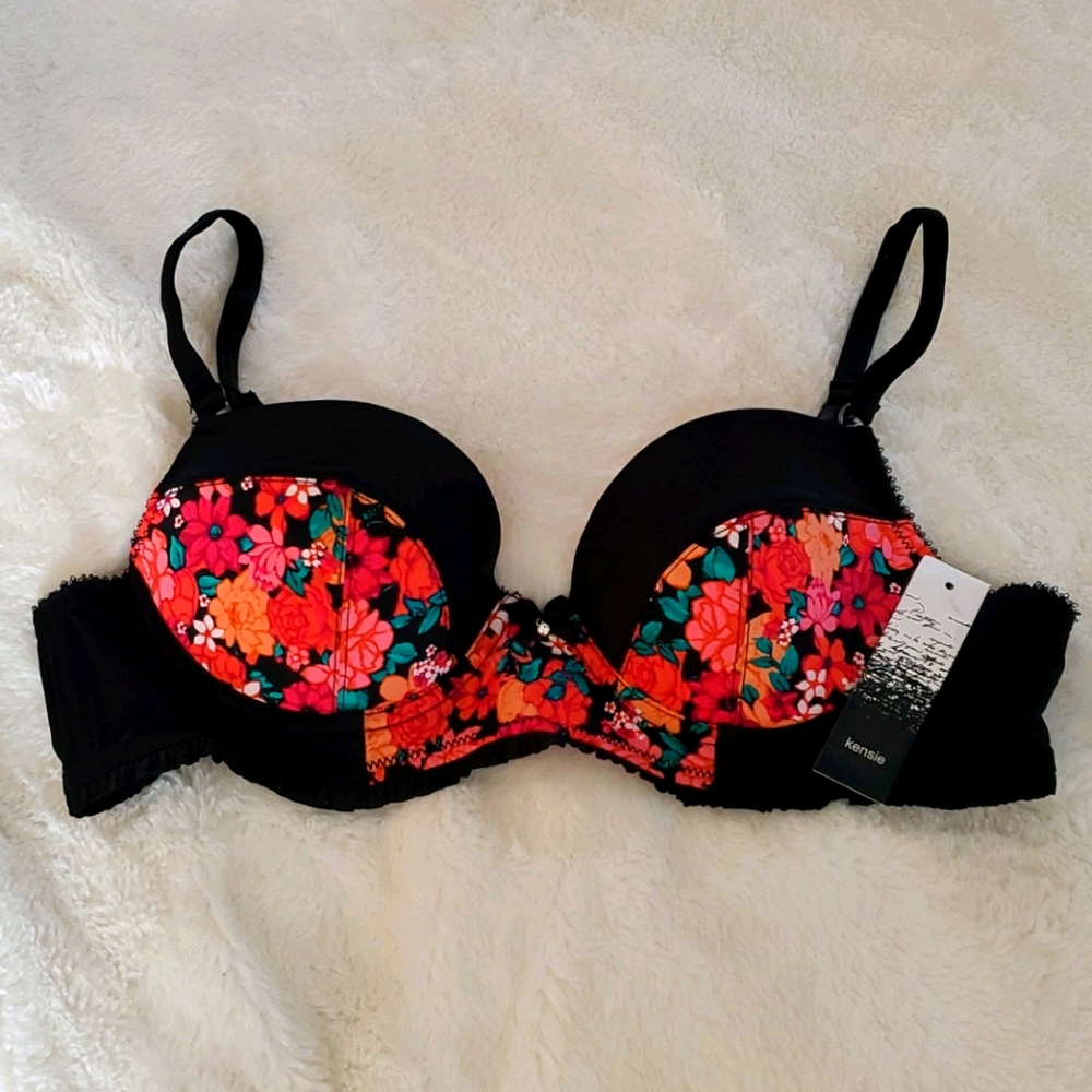 34B Kenzie bra, lightly padded